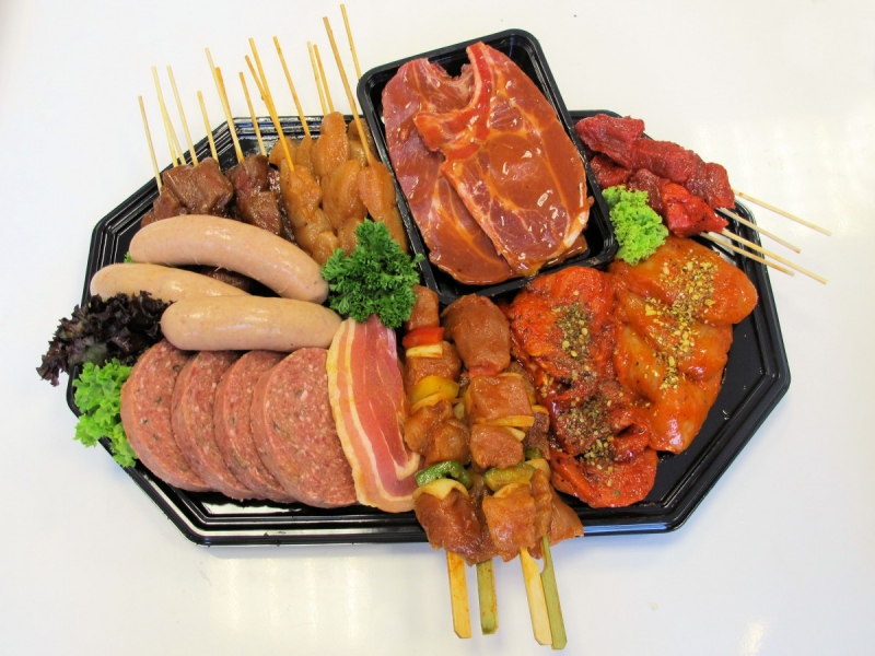 boucherie-LANTOSQUE-min_bbq_butcher_shop_supermarket_meal_party-766127